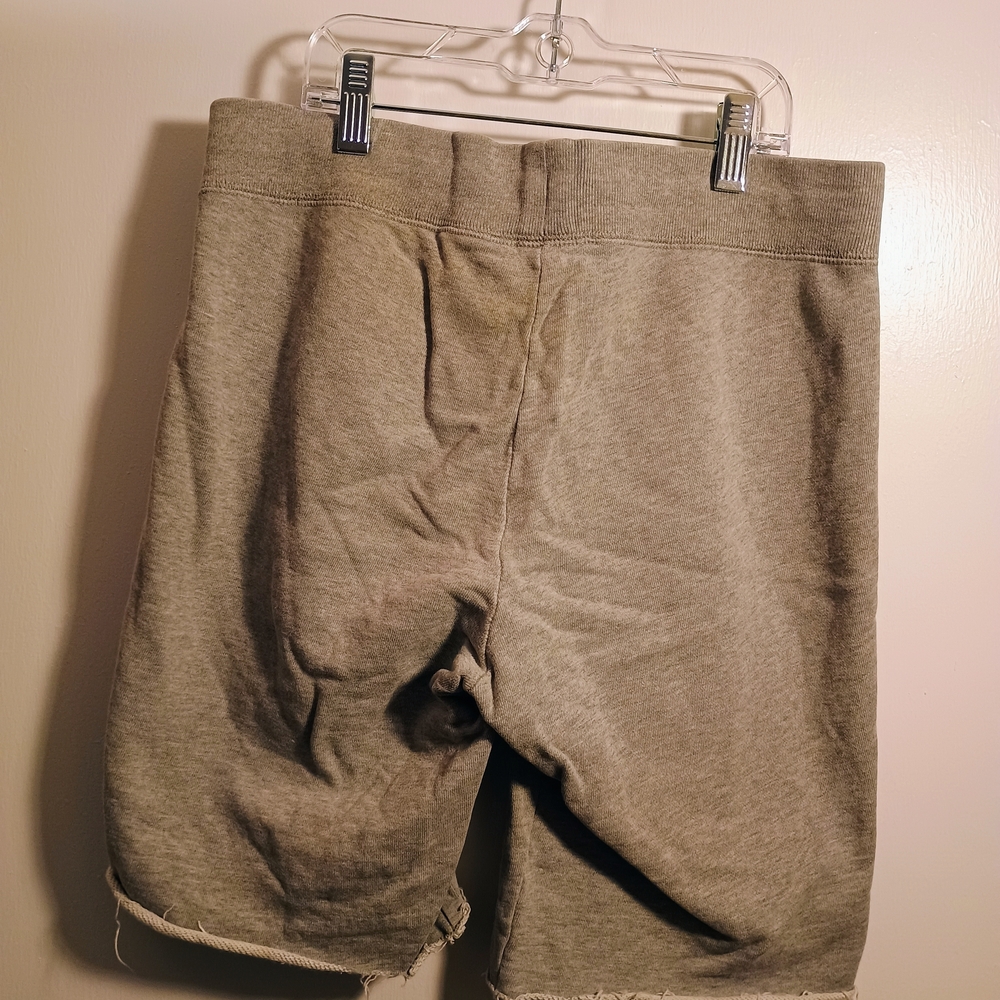 Men's Tan Nike Shorts - Picture 4 of 4